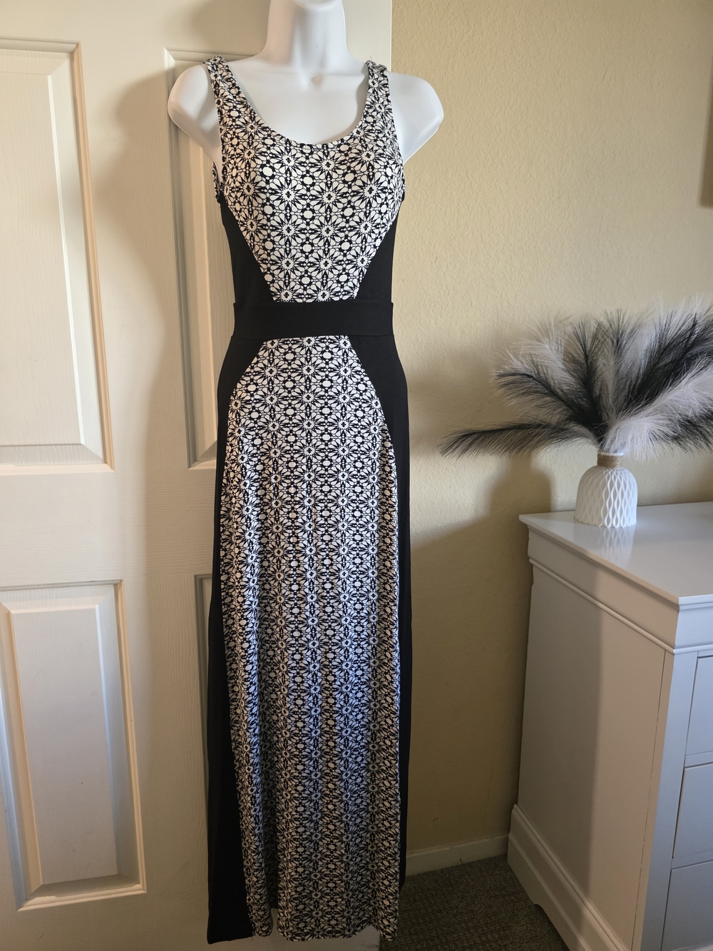 Black & White Sleeveless Maxi Dress with Patterned Panels